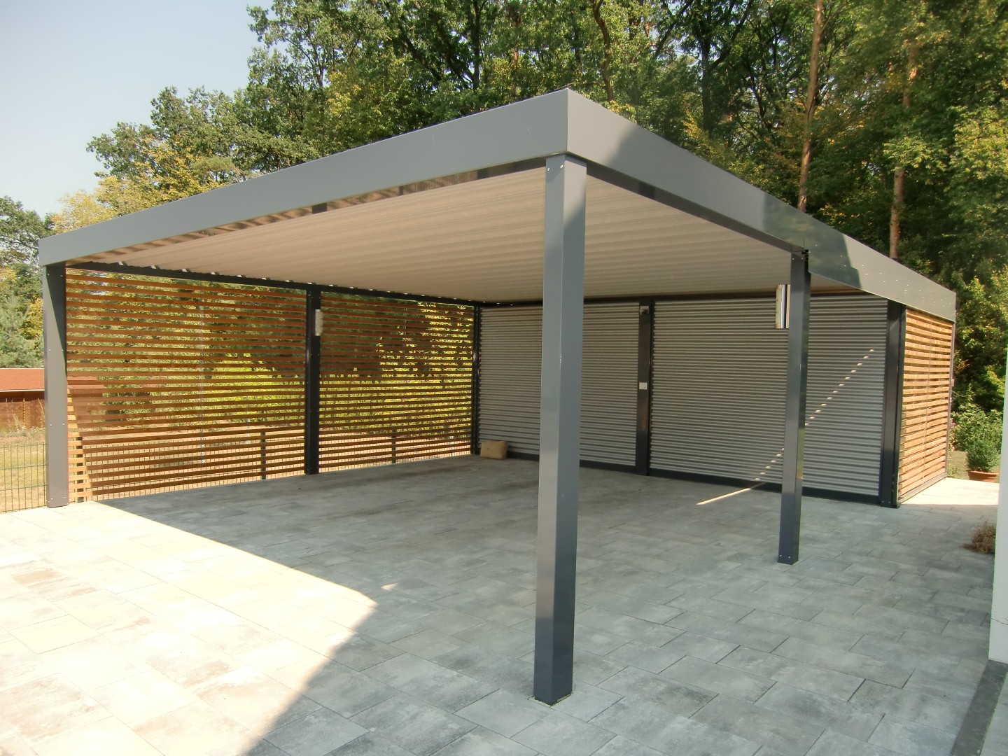 Carport aus Stahl Nürnberg - BRANDL Garagen