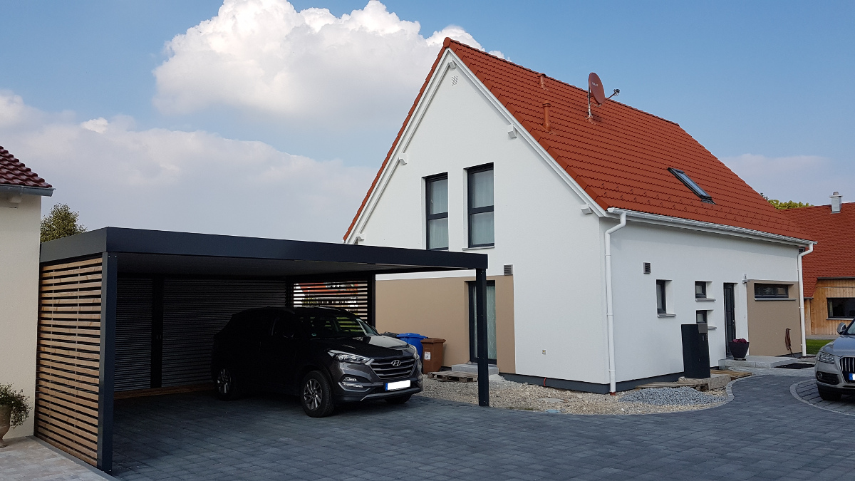 Doppel-Carport mit Geräteraum (Abstellraum) hinten ...